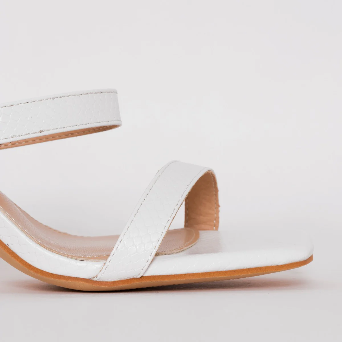 Dalla Wide Fit White Snake Print Mid Heel Mules - Image 2