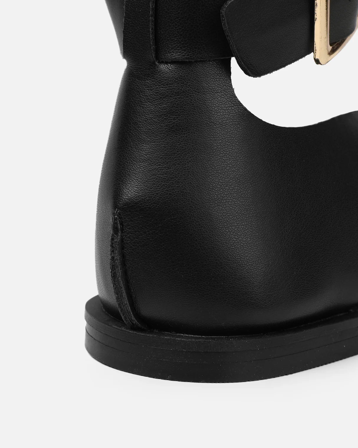 Gypsy Black Toe Loop Flat Sandals - Image 3