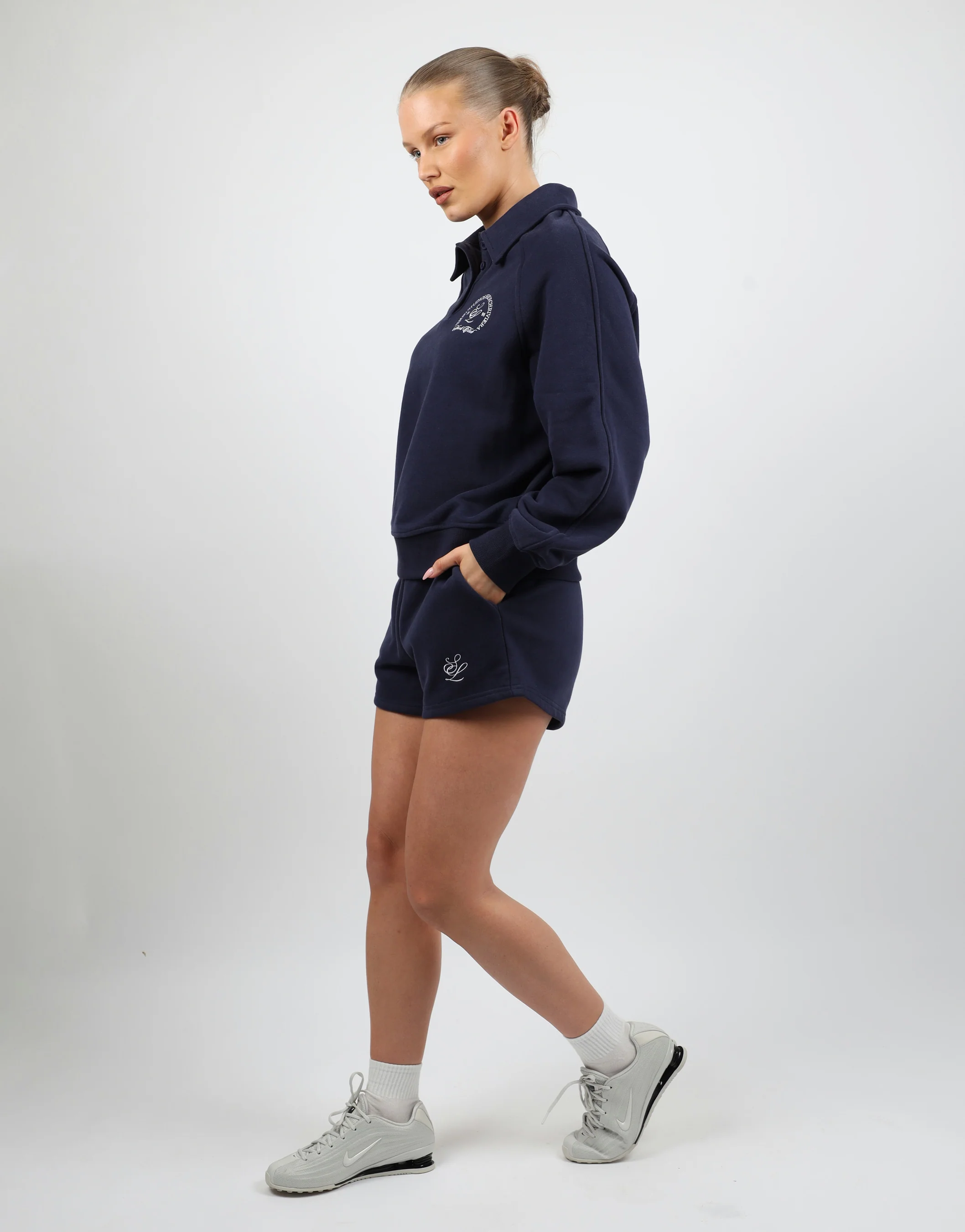 Monaco Simmi Studios Embroidered Logo Polo Sweatshirt In Navy - Image 3